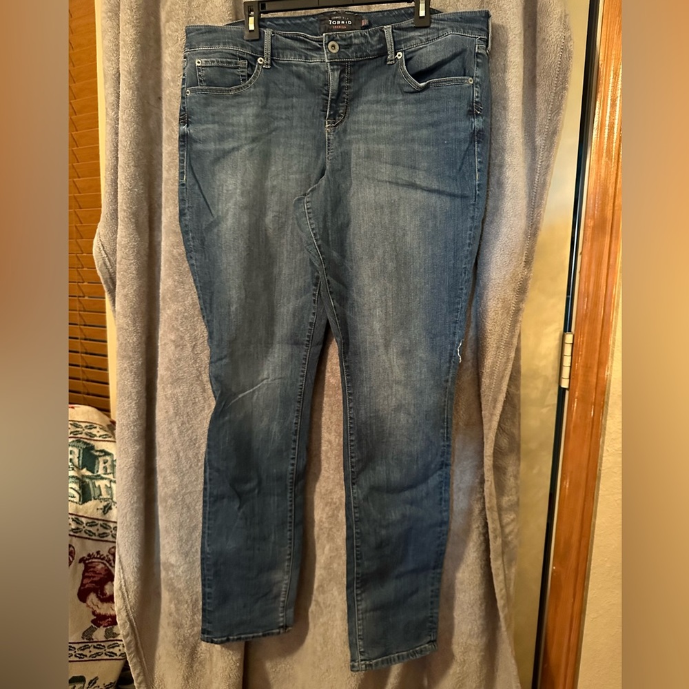 Torrid extra tall ankle jeans 18XT EUC